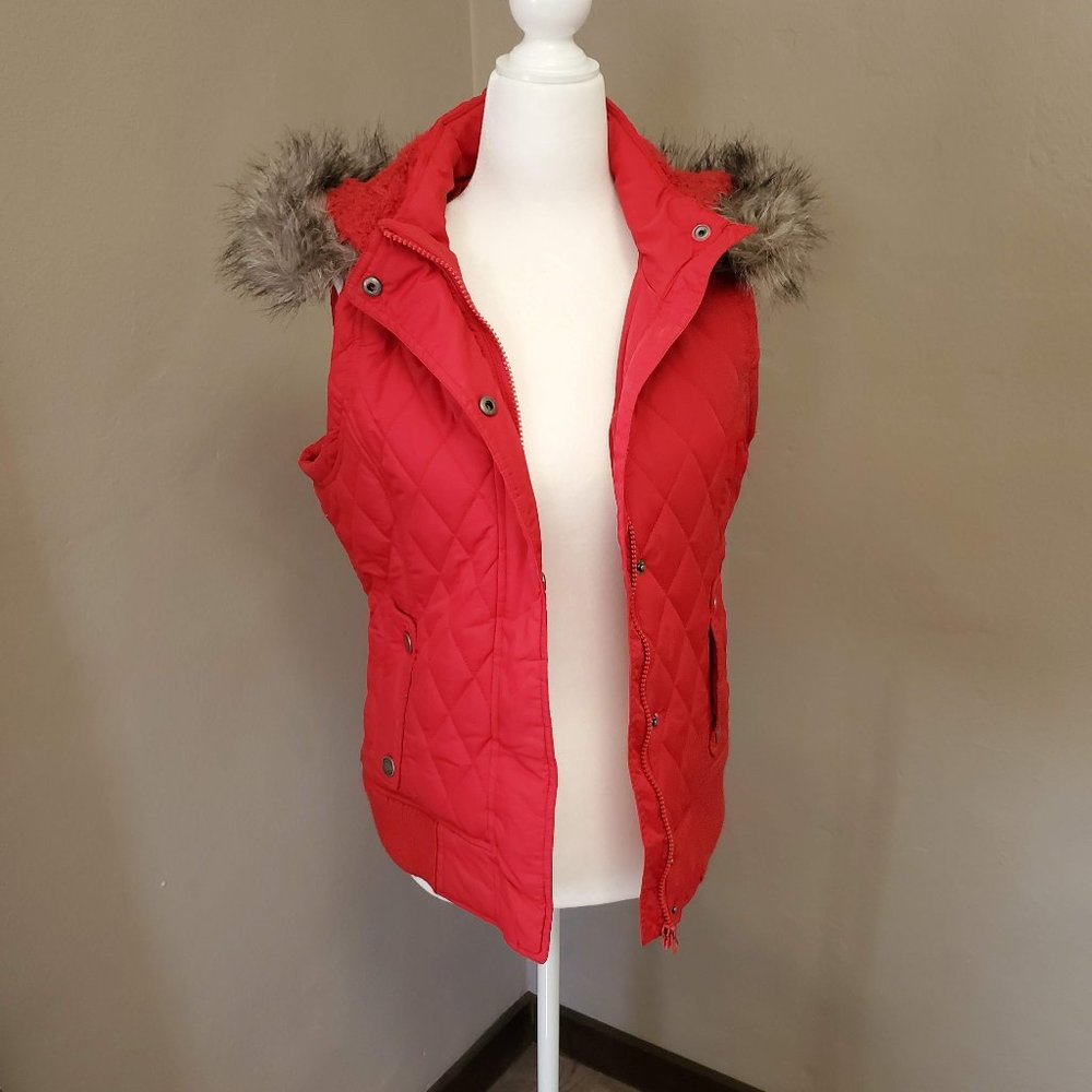 Quilted zip-up vest